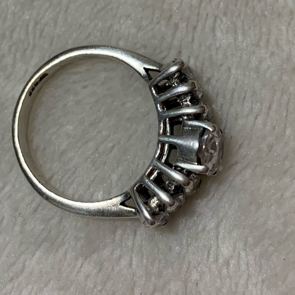 Sterling Silver 925JA Graduated Marquise Cut CZ Ring size 7 - Picture 9 of 13